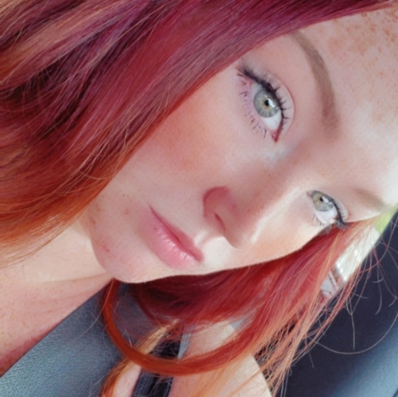 Meet your Posher, Lara - Picture 4 of 6